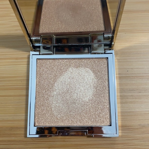 ❌ SOLD Jouer Highlight - Molten Glow - Picture 1 of 3